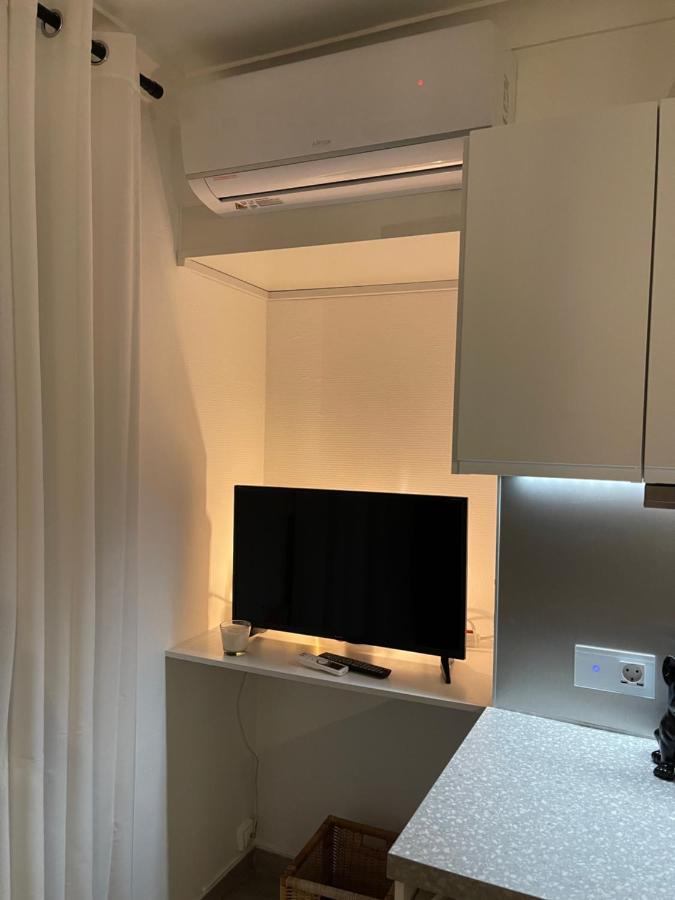 Cozy Studio On The Beach Antibes Zewnętrze zdjęcie